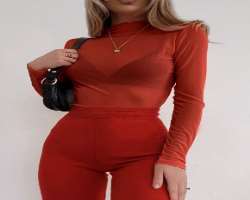 Many of her Instagram posts doesn't show her face, but she could be recognized with her body structure.